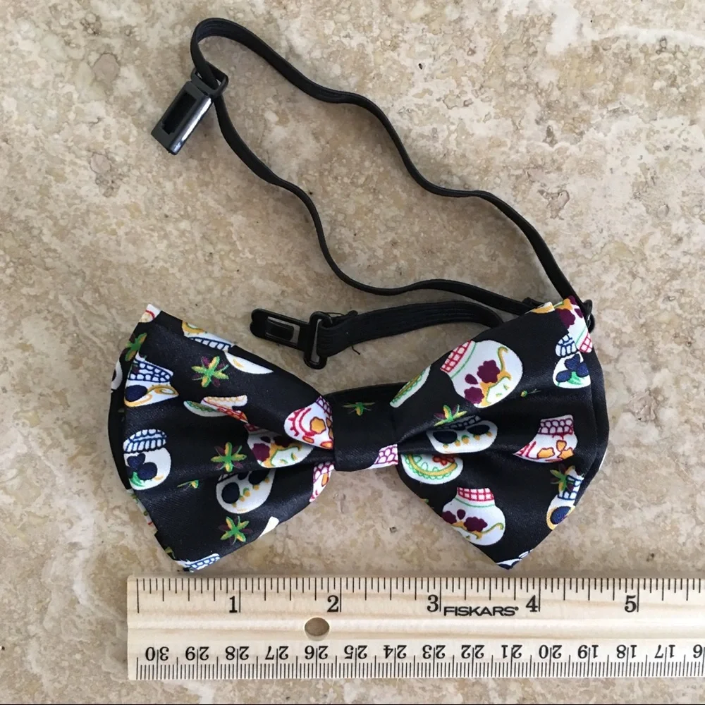 NWOT Halloween Multi Color Skull Bow Tie